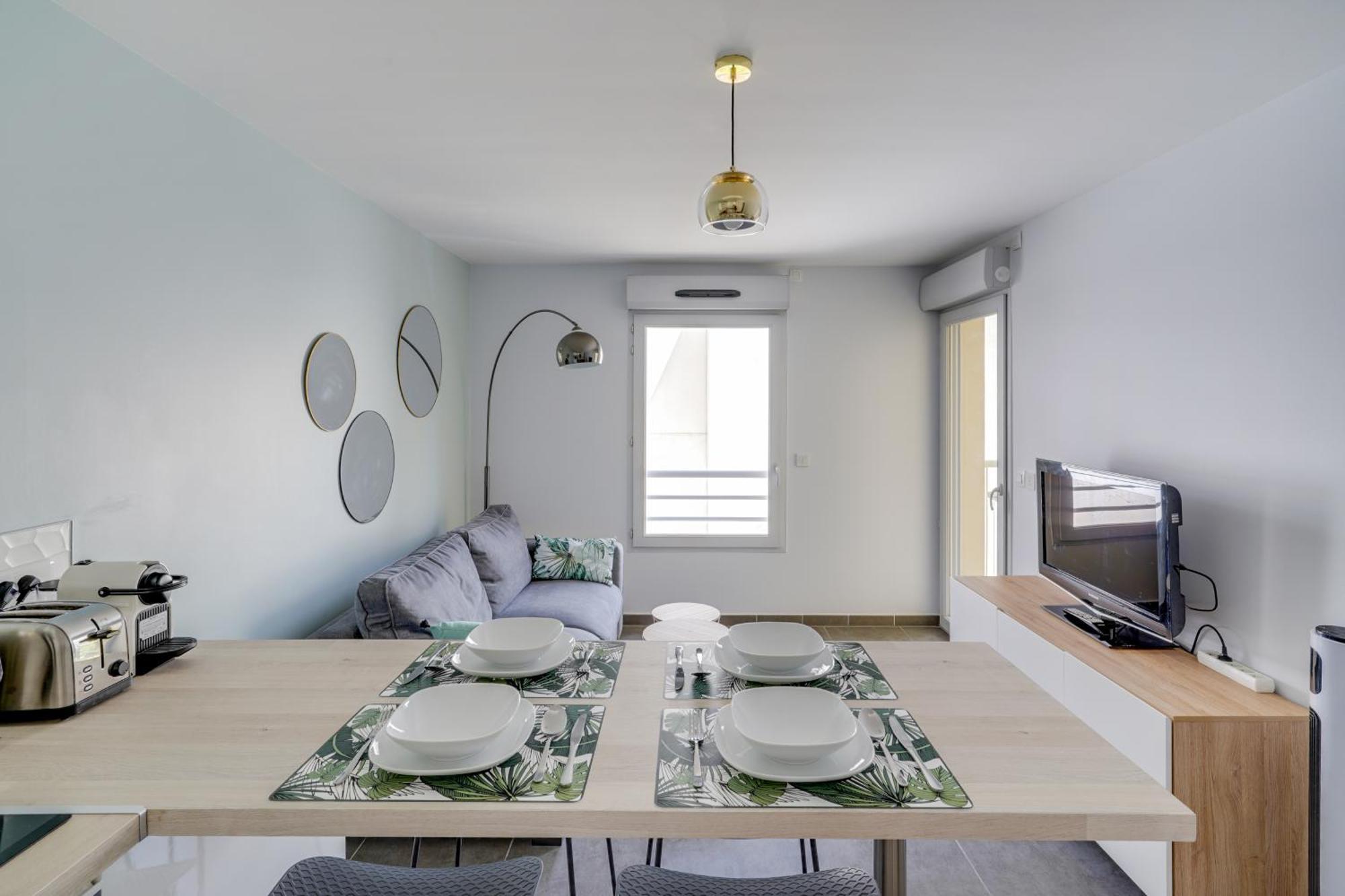 Le Galet, De Standing, Hyper Centre, Parking Prive, A 100 M De La Appartement Antibes